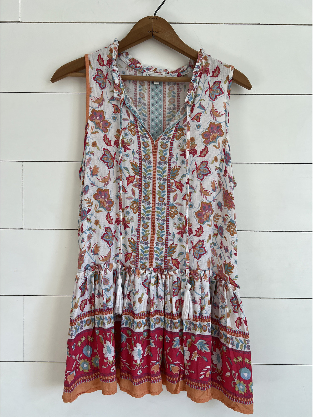 C&C California Sleeveless Floral Print Bohemian Tunic Top Women's S Feminine